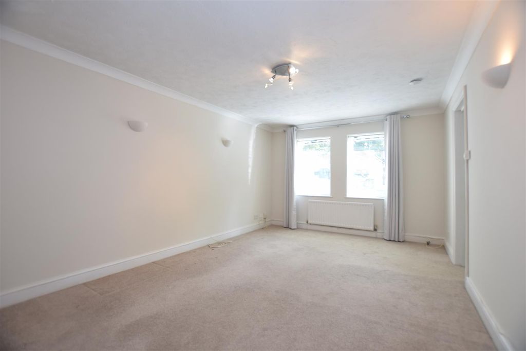 Property photo 3 of 8 Dsc_0072.Jpg