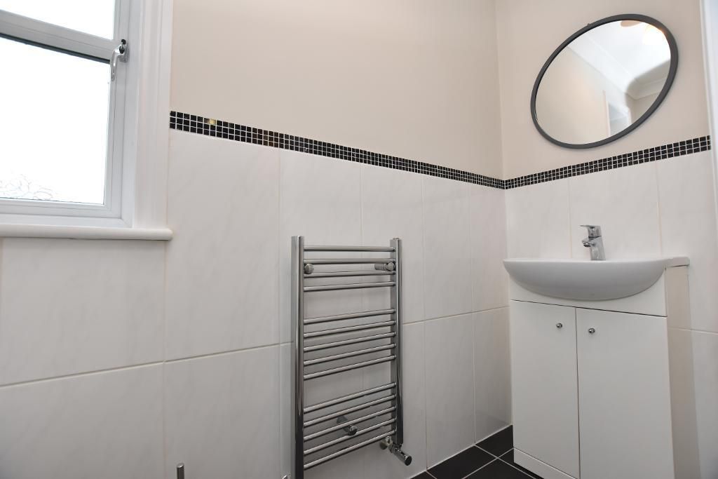 Property photo 3 of 33