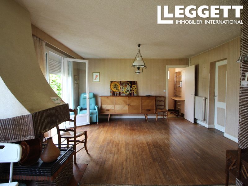 Property photo 3 of 10