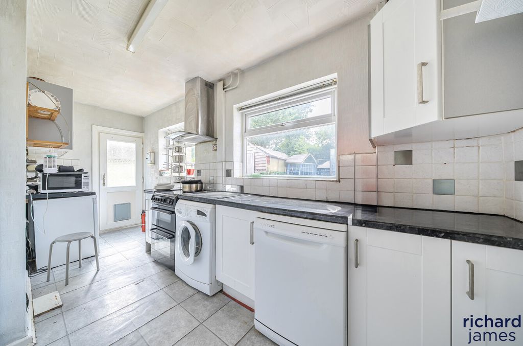 Property photo 3 of 19 0688Fe694653459793208E61E5A7Ff6d