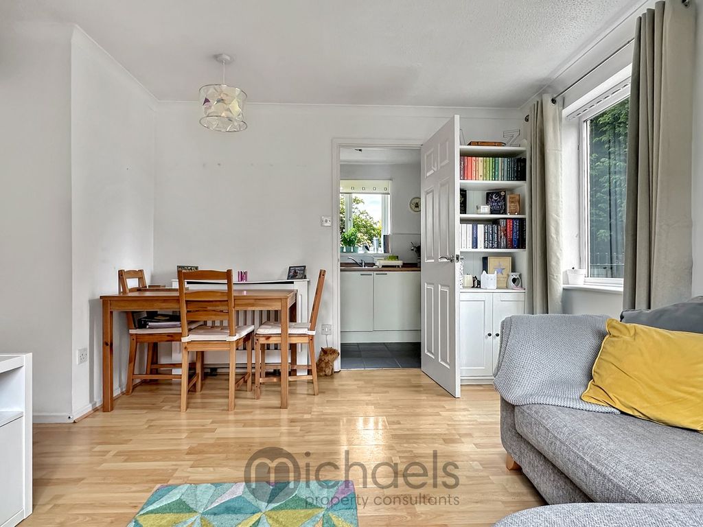 Property photo 3 of 14