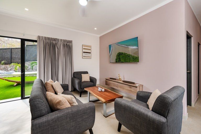 Property photo 3 of 13 <Alttext/>