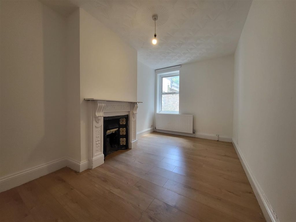 Property photo 2 of 5 20250517_124732.Jpg