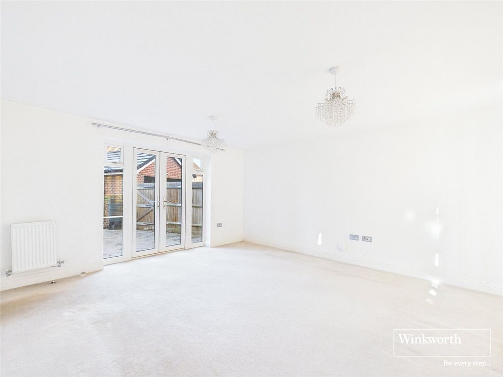 Property photo 3 of 17 Picture No. 36