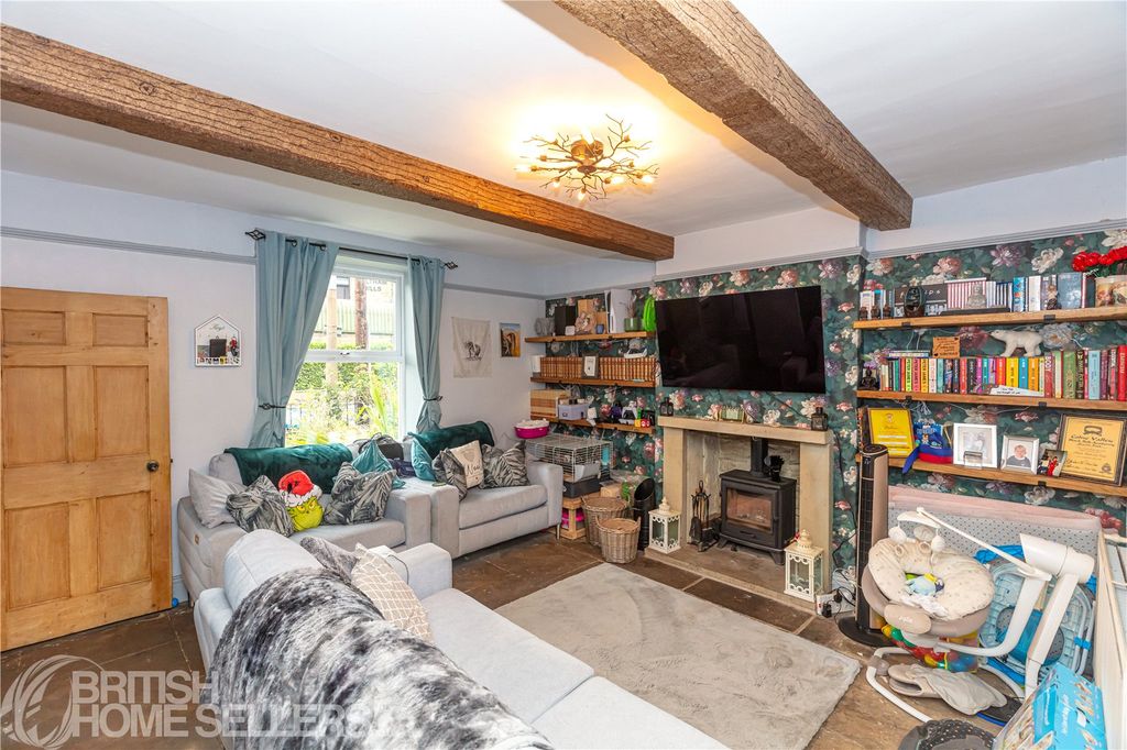 Property photo 2 of 21 Picture No. 25