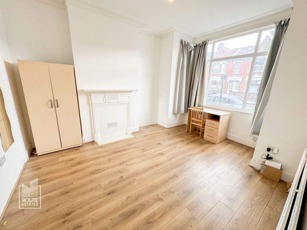 Property photo 1 of 9 Photo 1