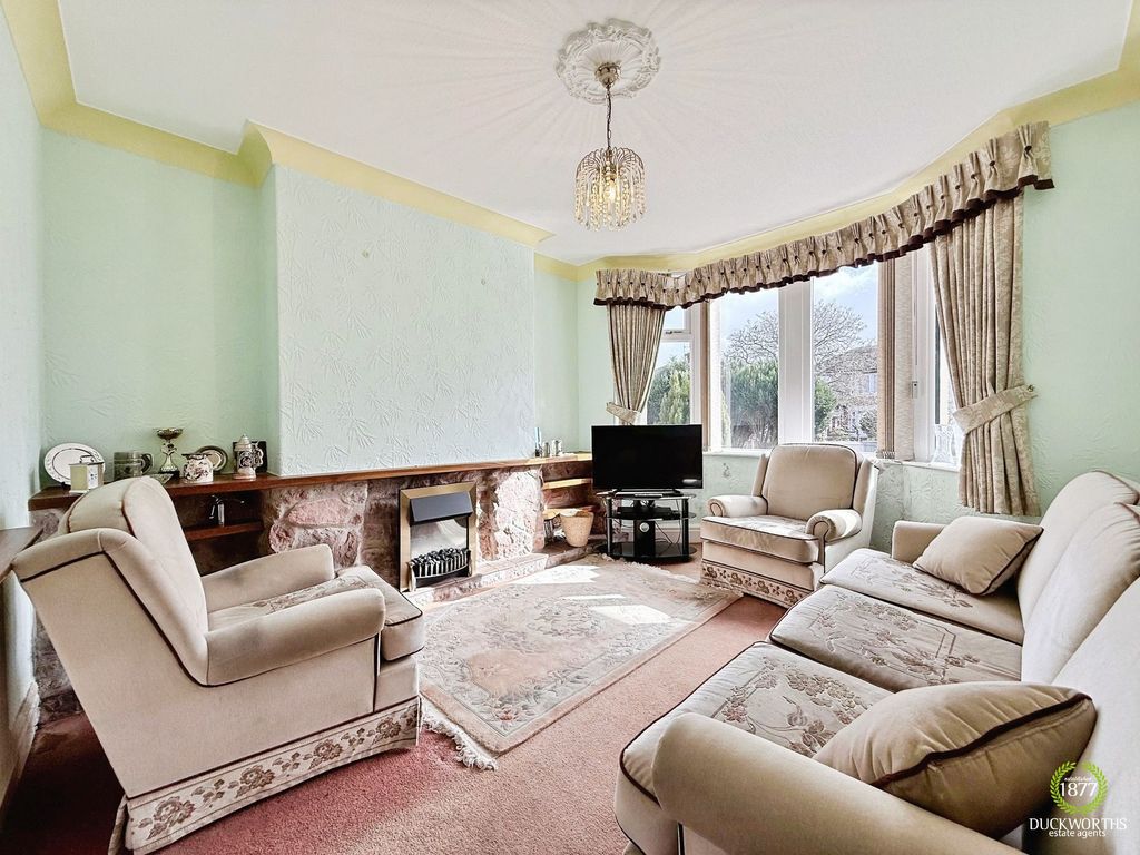 Property photo 3 of 15