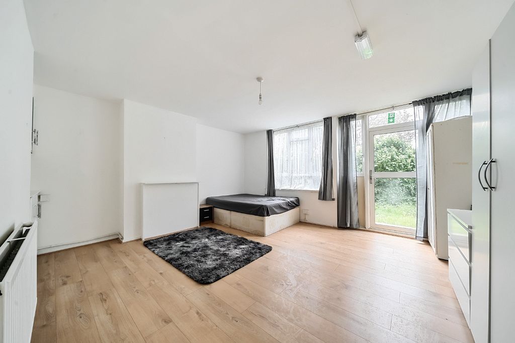 Property photo 1 of 12 3575102