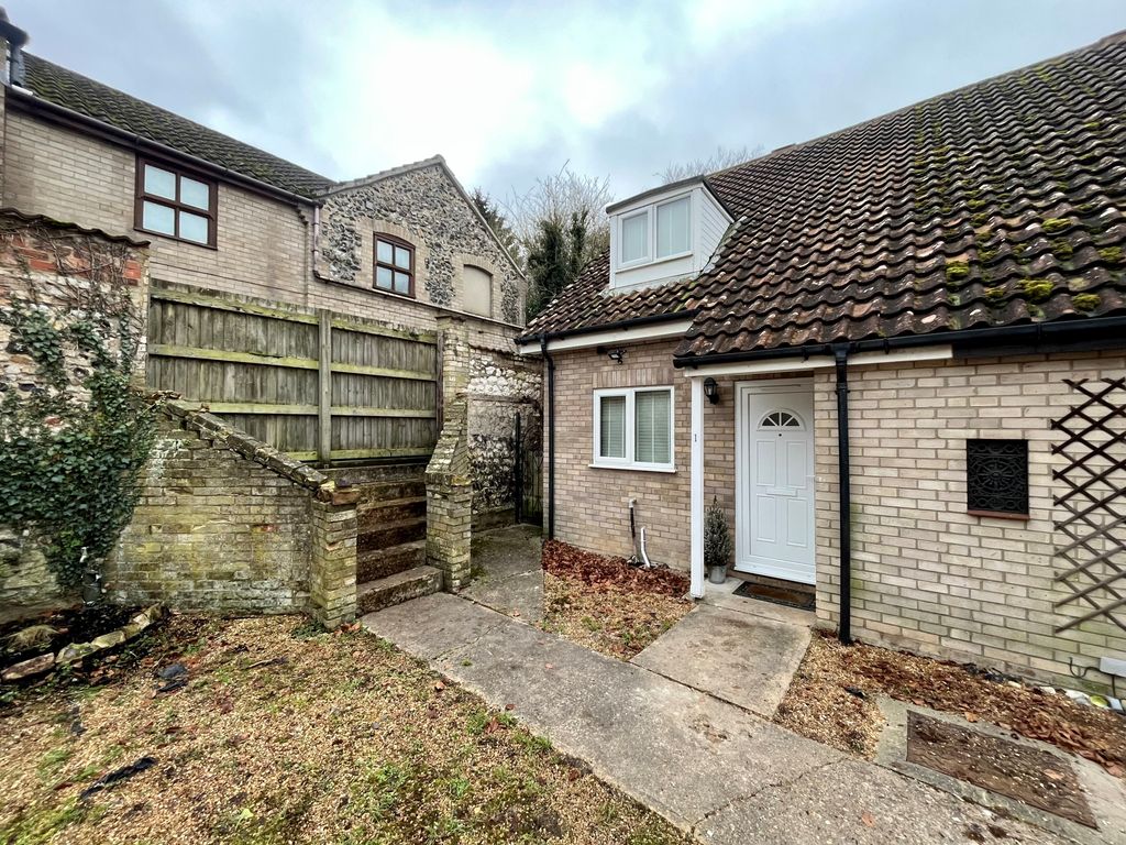 Property photo 1 of 11 Image