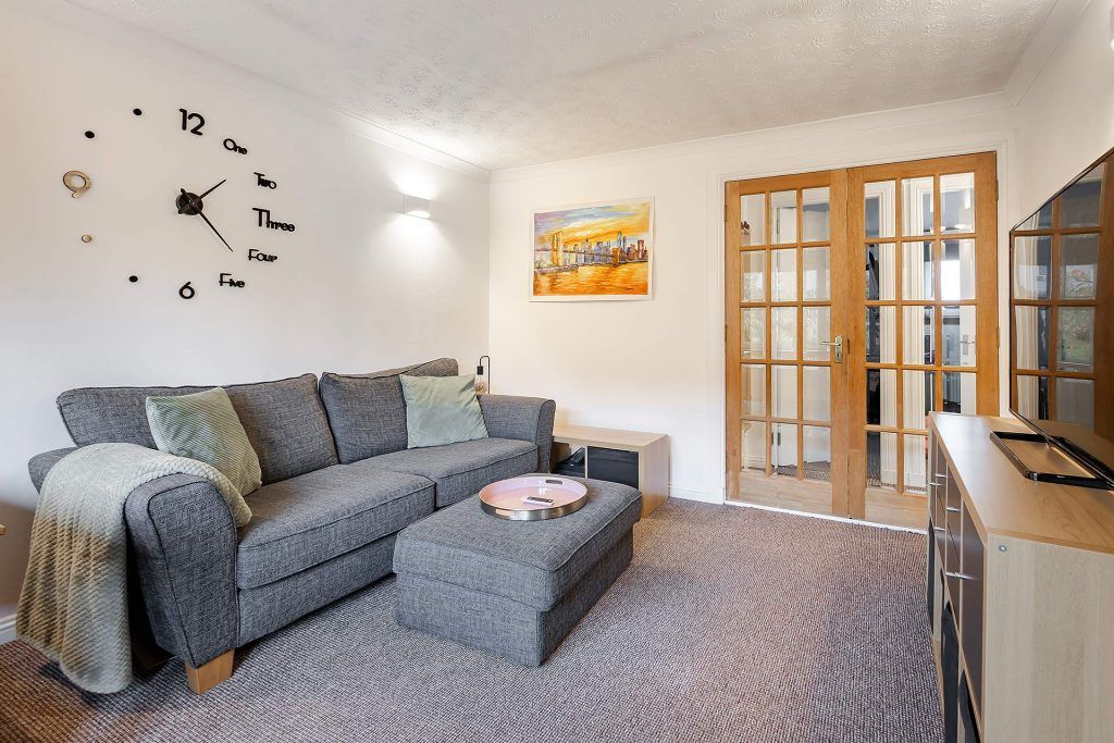 Property photo 2 of 23