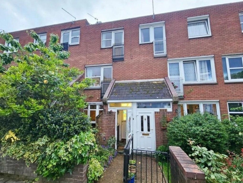 Property photo 1 of 6