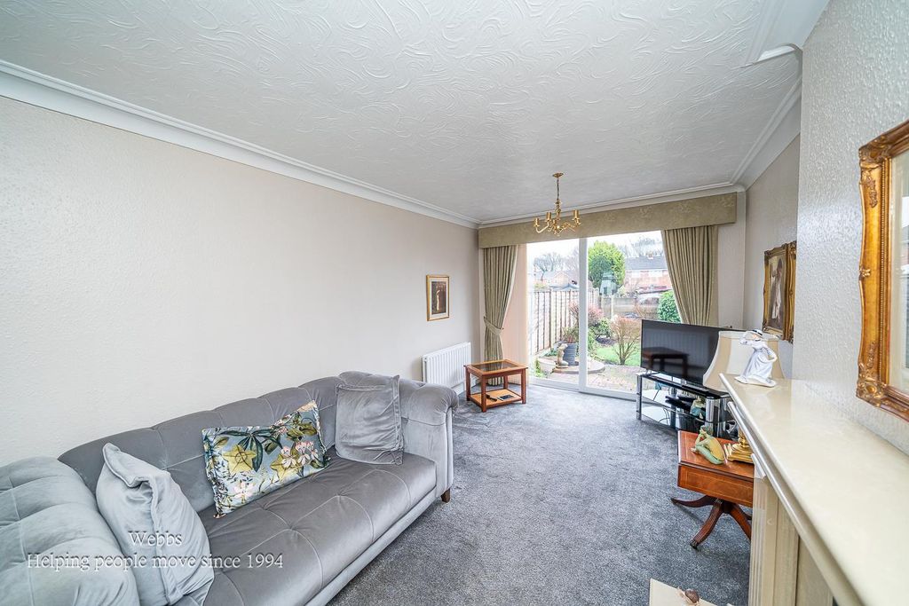 Property photo 3 of 27 Webbs-4.Jpg