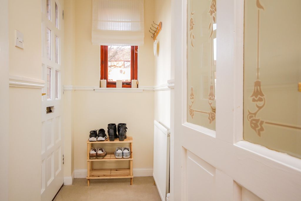 Property photo 2 of 24