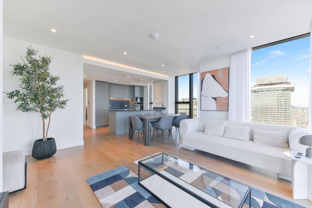 Property photo 1 of 12 Image