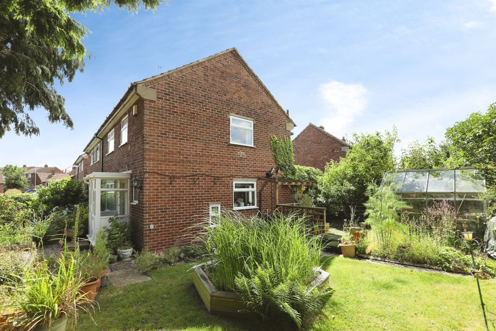 Property photo 2 of 18