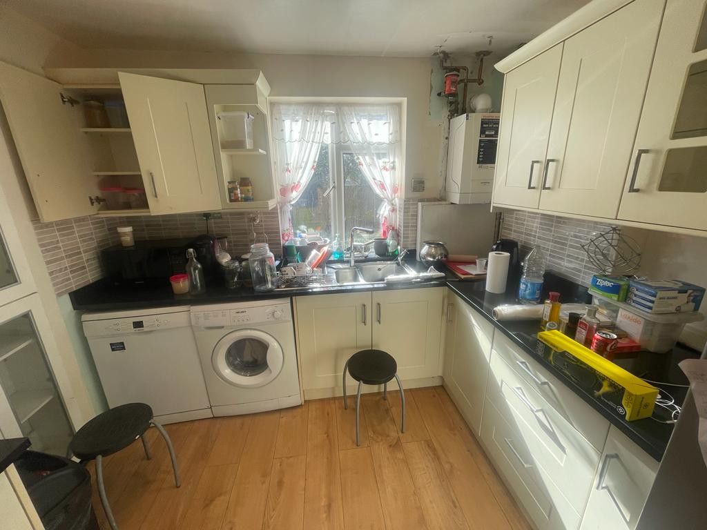 Property photo 1 of 5