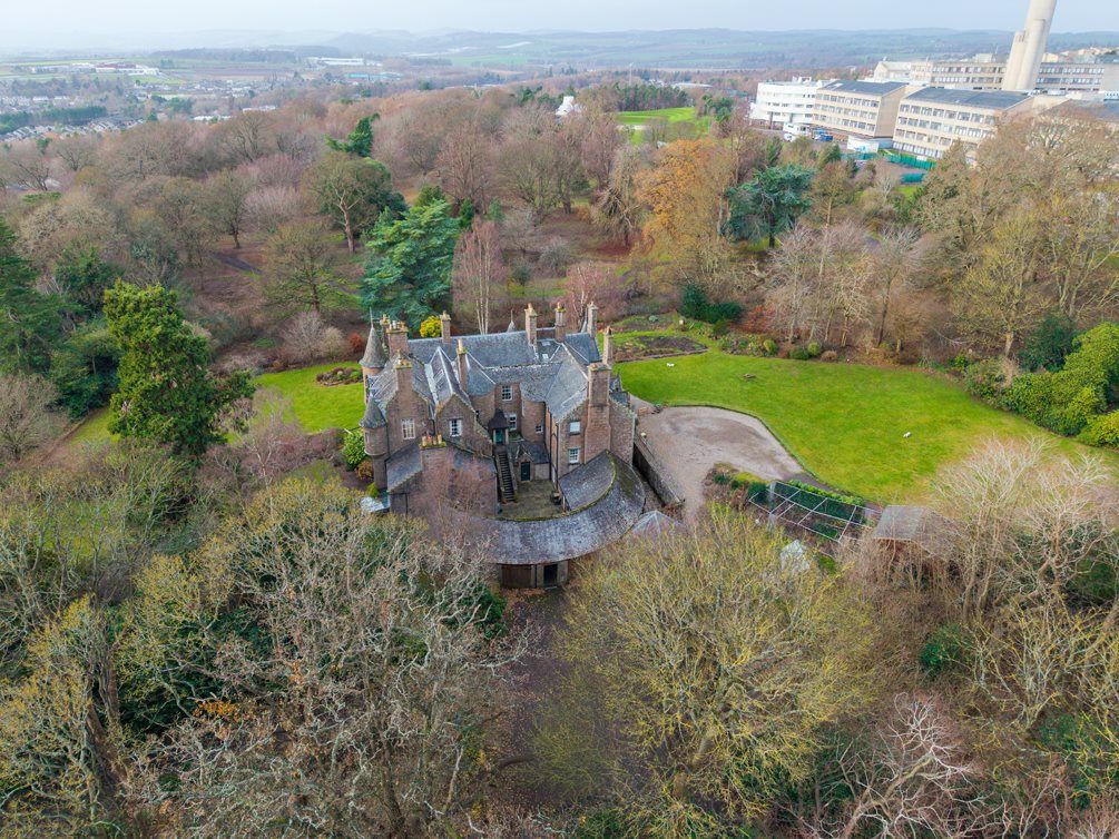 Property photo 1 of 22 Dji_20251211122501_0155_D