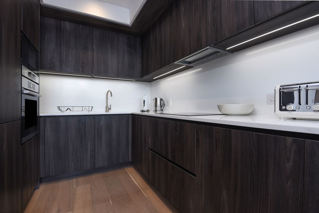 Property photo 3 of 13 Kitchen