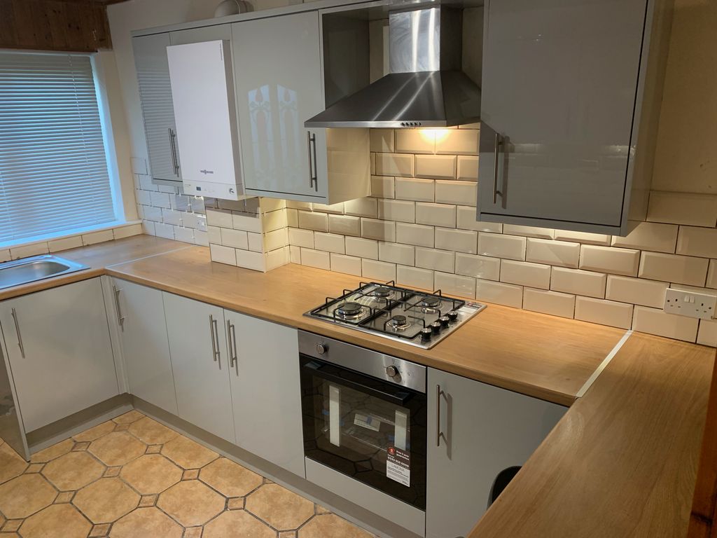 Property photo 3 of 21