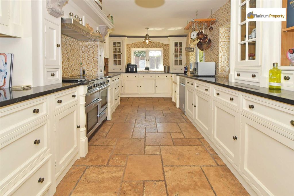 Property photo 2 of 44 Rah_6450.Jpg