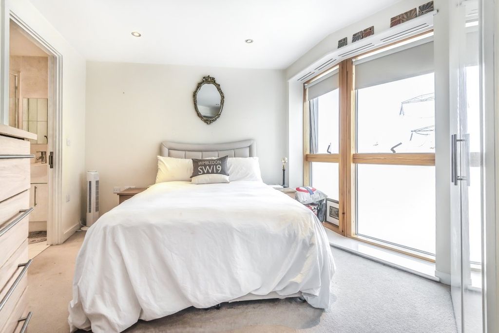 Property photo 3 of 7 500820 (4)