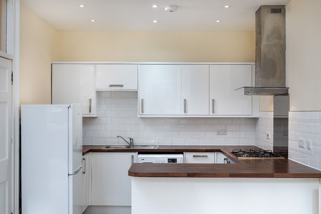 Property photo 3 of 12 Photo 3