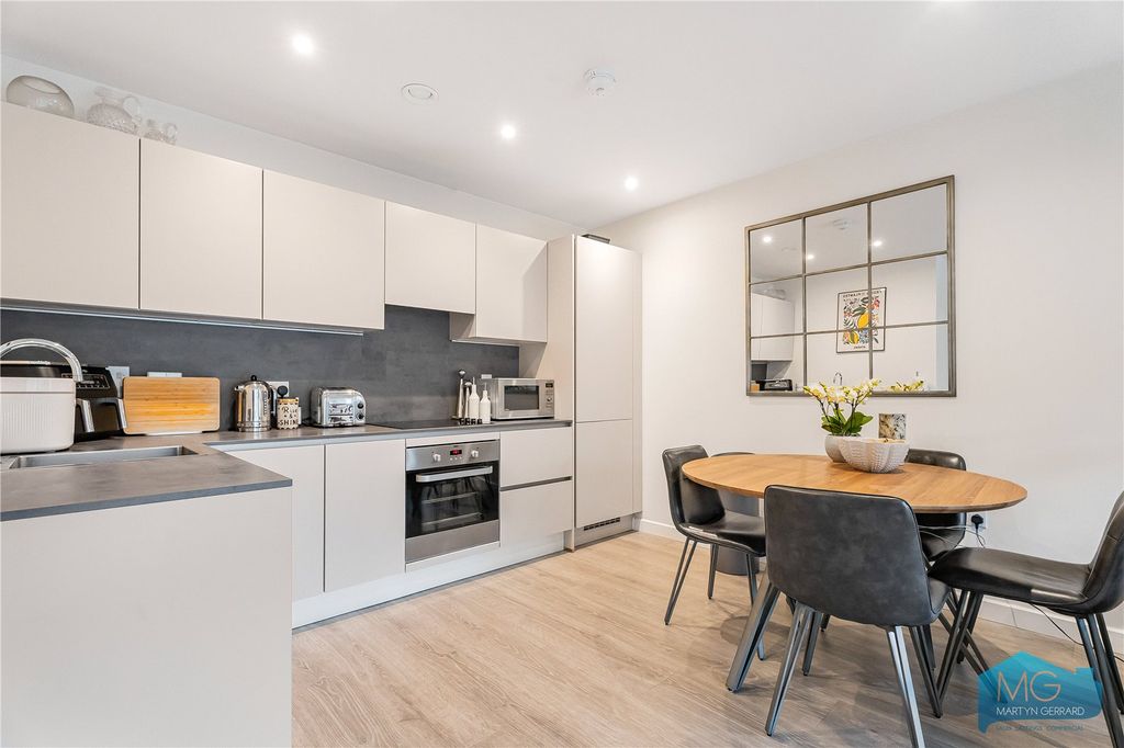 Property photo 3 of 18 Picture No. 03