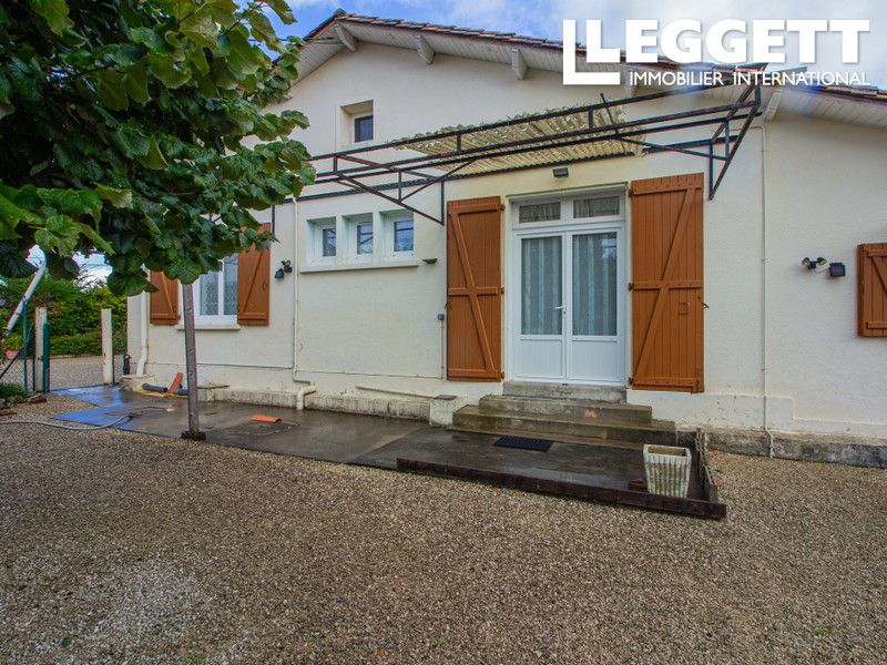 Property photo 2 of 10