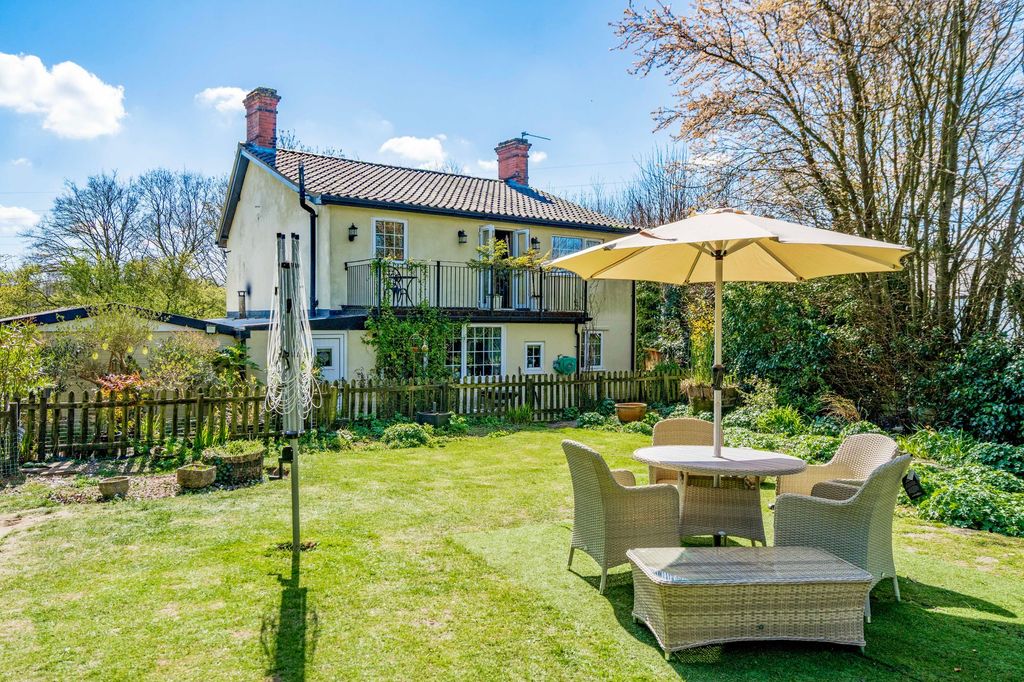 Property photo 1 of 30