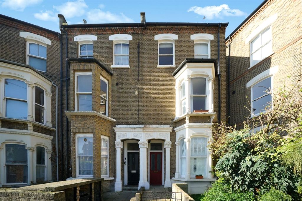 Property photo 2 of 15 Picture No. 14