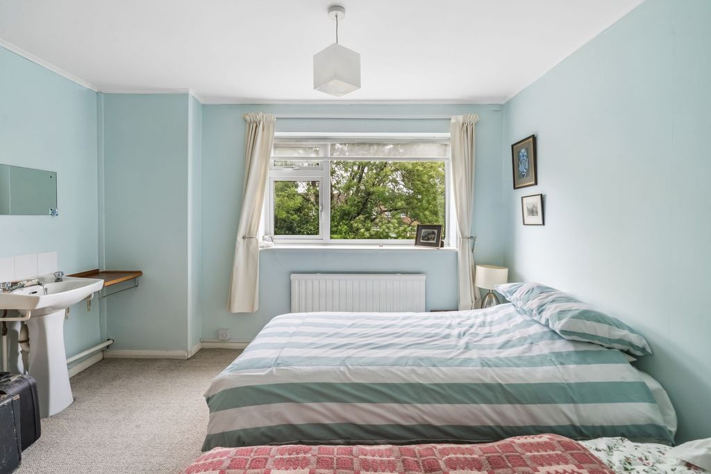 Property photo 3 of 30