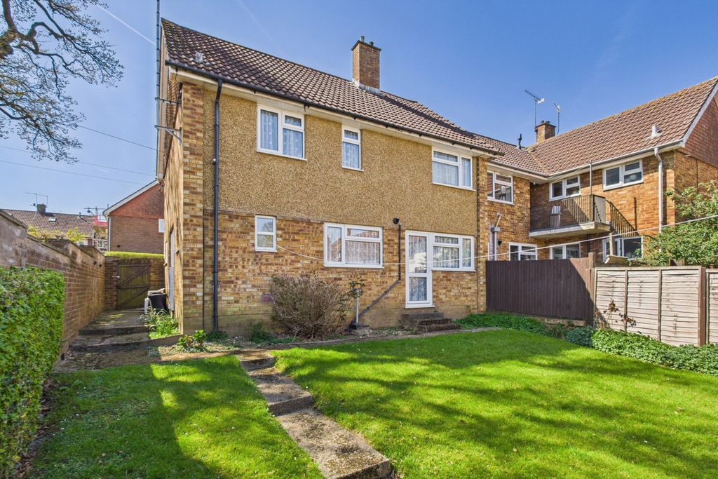Property photo 3 of 17