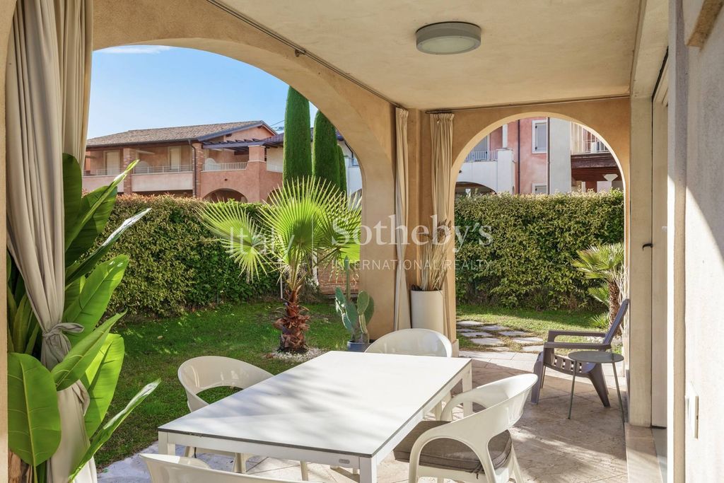 Property photo 3 of 21