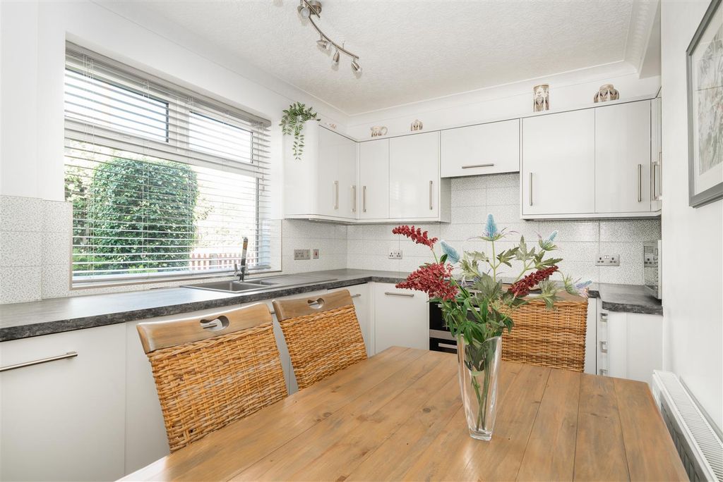 Property photo 3 of 43 Kitchen - Diner-2.Jpg