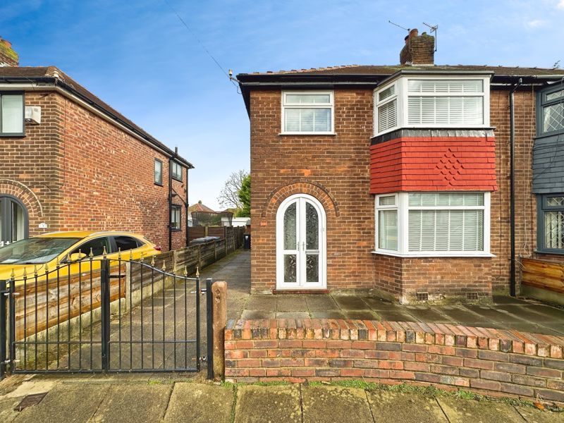 Property photo 1 of 14 External