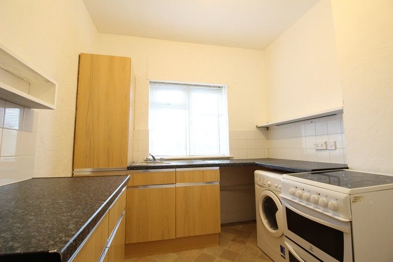 Property photo 3 of 5 Kitchen