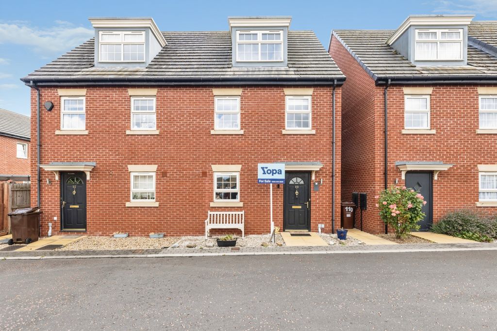 Property photo 1 of 26 5Z4A6564