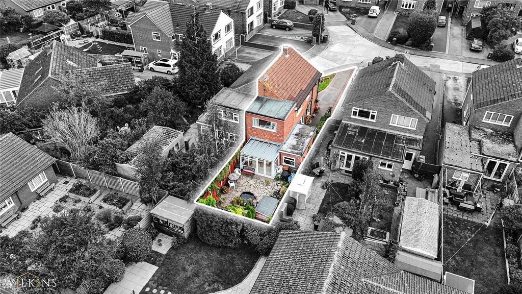 Property photo 2 of 25 Picture No. 04