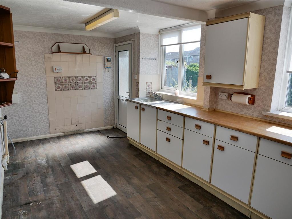 Property photo 2 of 11 P1570931.Jpg