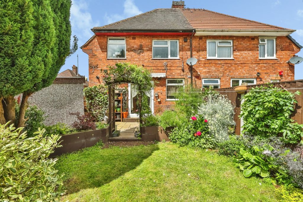 Property photo 2 of 18