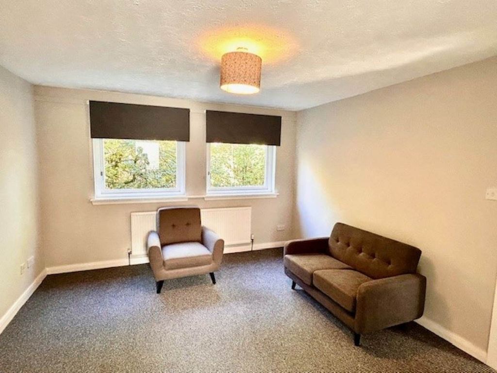 Property photo 2 of 6 Living Room 1