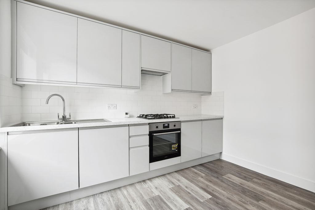 Property photo 3 of 10 3.Jpg