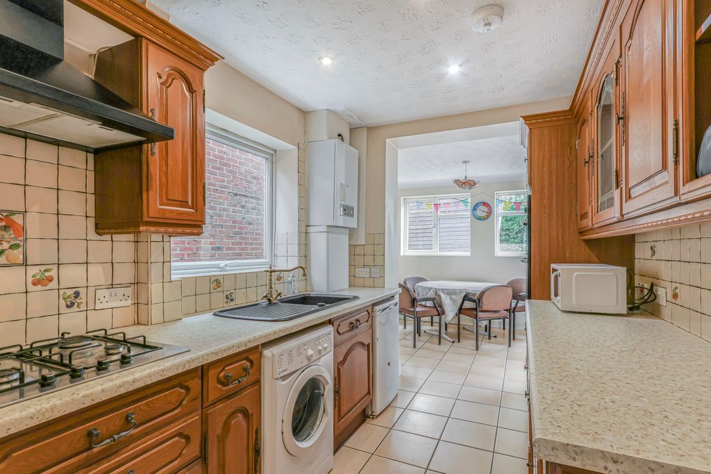 Property photo 3 of 15 333A3114