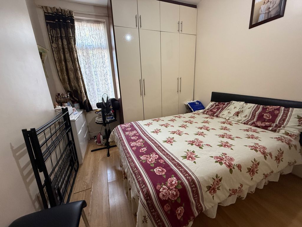 Property photo 3 of 10 Gallery