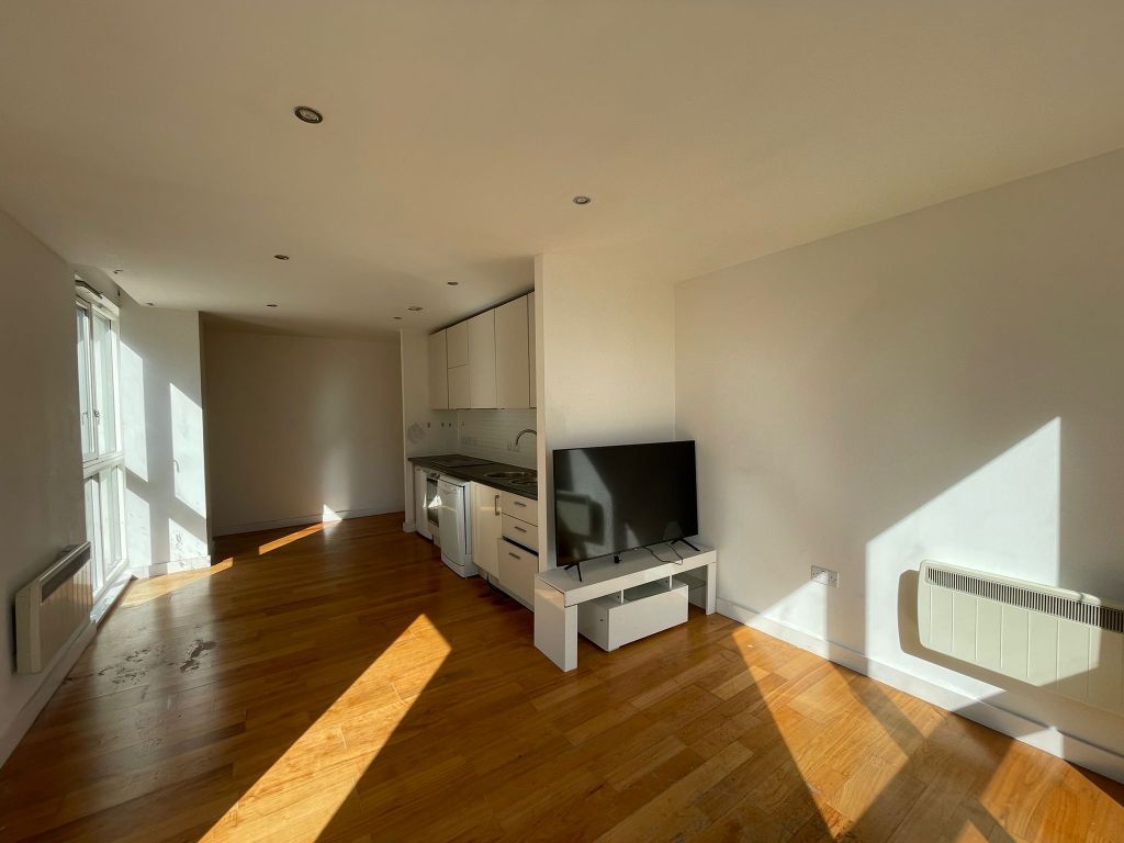 Property photo 3 of 6