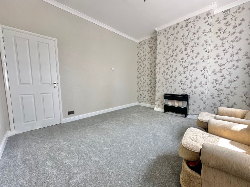 Property photo 2 of 13 Img_4505