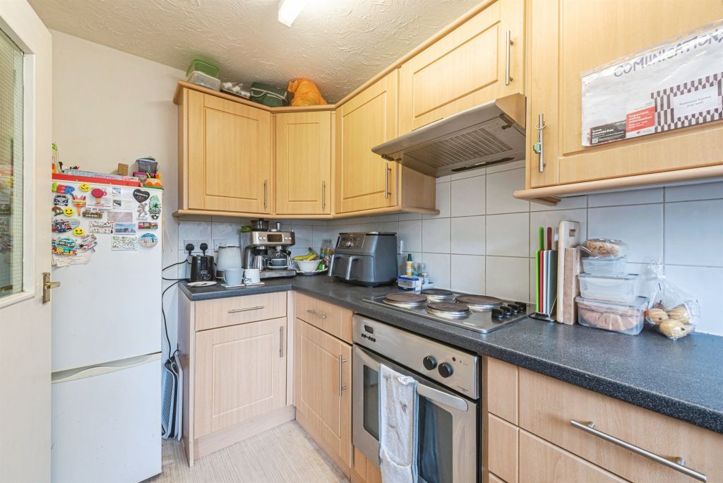 Property photo 3 of 16