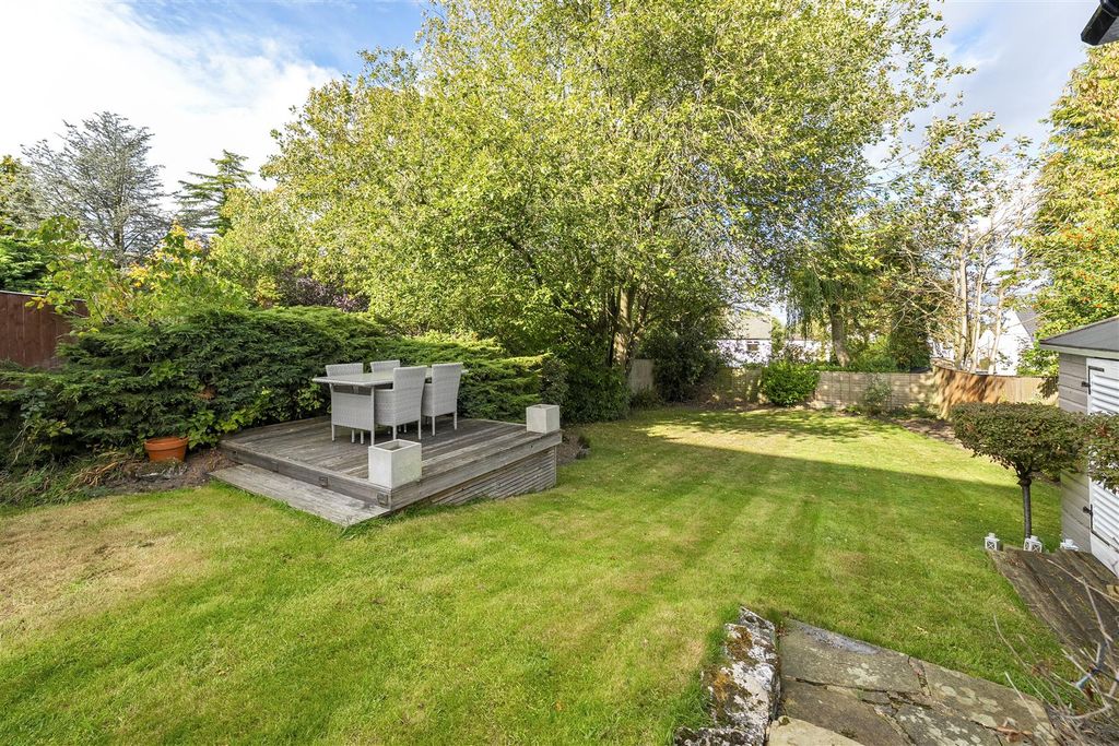 Property photo 2 of 29 Rear Garden