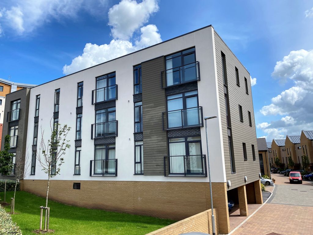 Property photo 1 of 10 Photo 01