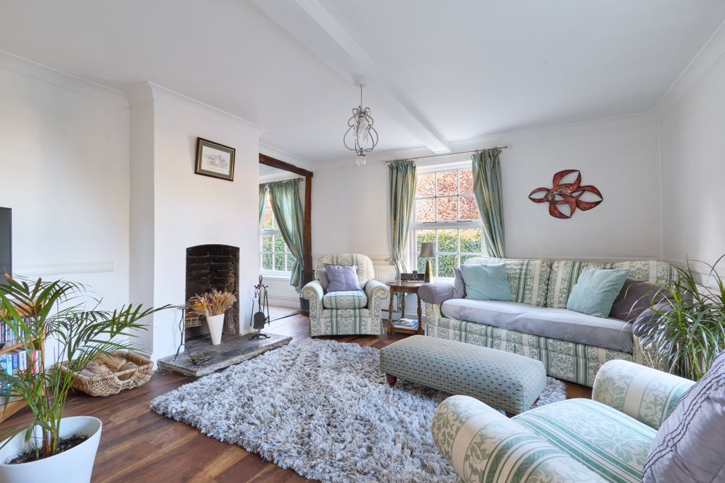 Property photo 2 of 19 30 New Street 3010250005